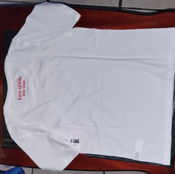 Kate Spade T-shirt, size XS  Rainbow heart Pride collection - Picture 4 of 7